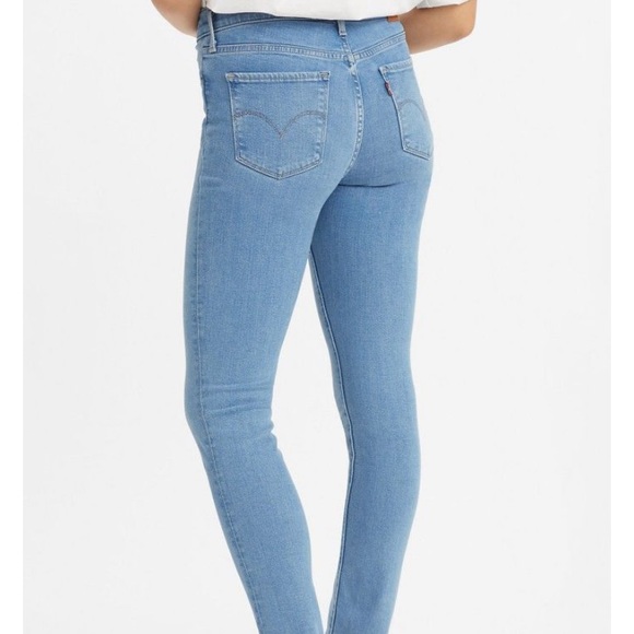 Levi’s Skinny Jeans - Picture 3 of 7